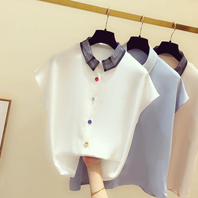 ３色 トップス シャツ ブラウス カットソー レディース 春夏 きれいめ ゆったり 袖なし ノースリーブ 襟付き フレア プルオーバー 白 ホワイト 青 ブルー くすみカラー 大人カラー 春カラー アプリコット S M L ゆったり かわいい 大人可愛い きれいめ シンプル カジュアルの通販は