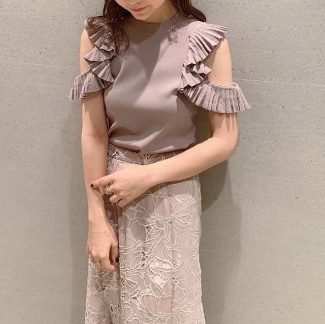 ２色 トップス ブラウス 春夏 かわいい 半袖 袖なし ノースリーブ 半袖 フリル袖 Uネック ラウンドネック オフショルダー オフショル 襟なし フレア セミフレア フリル プルオーバー 緑 グリーン ピンク パステルカラー くすみカラー 大人カラー 春カラー ワンサイズ かわいいの通販は