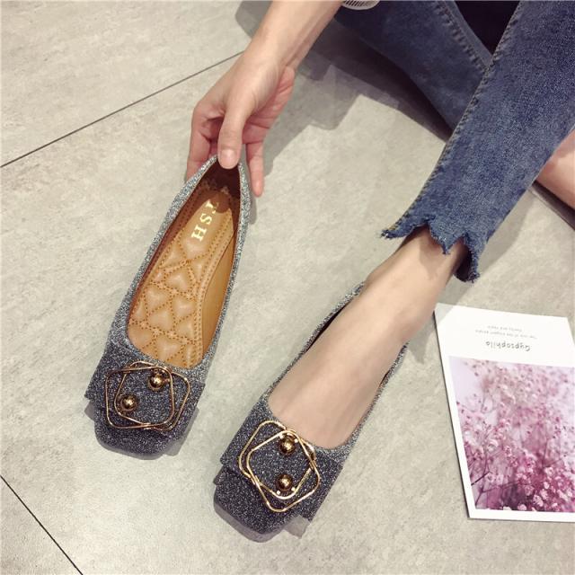 パンプス  レディース フラット シューズ ぺたんこ パンプス 通勤 フラット ぺたんこ ペタンコ かかと無し リボン 痛くない 歩きやすい 履きやすい キラキラ ラメ チャーム 送料無料 大人可愛い きれいめ シンプル カジュアル 個性的 の通販は