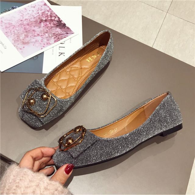 パンプス  レディース フラット シューズ ぺたんこ パンプス 通勤 フラット ぺたんこ ペタンコ かかと無し リボン 痛くない 歩きやすい 履きやすい キラキラ ラメ チャーム 送料無料 大人可愛い きれいめ シンプル カジュアル 個性的 の通販は