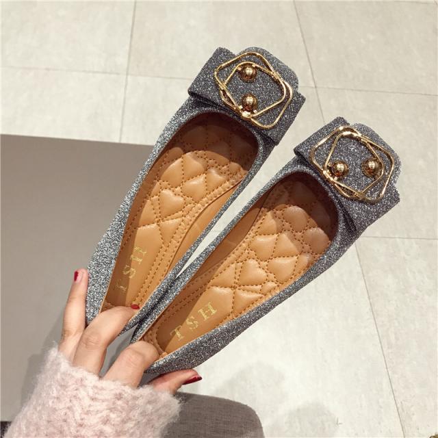 パンプス  レディース フラット シューズ ぺたんこ パンプス 通勤 フラット ぺたんこ ペタンコ かかと無し リボン 痛くない 歩きやすい 履きやすい キラキラ ラメ チャーム 送料無料 大人可愛い きれいめ シンプル カジュアル 個性的 の通販は