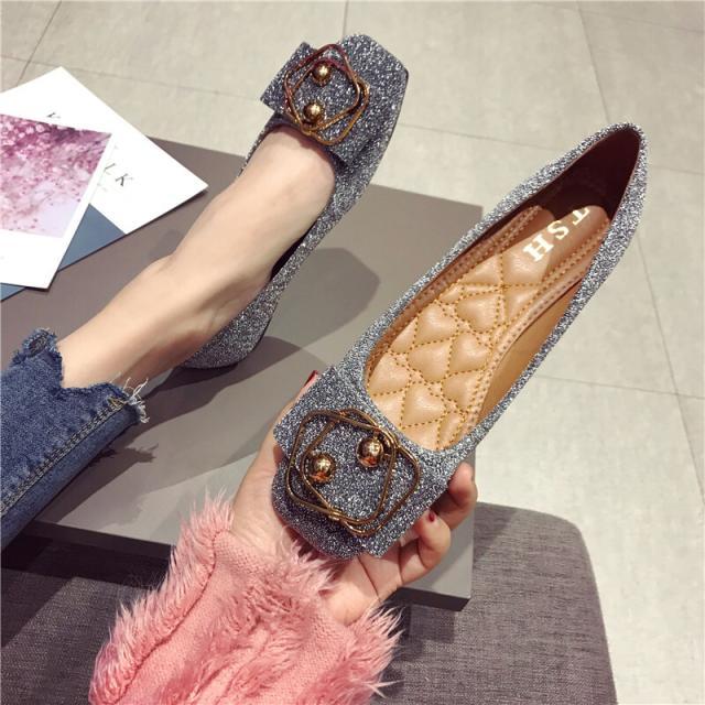 パンプス  レディース フラット シューズ ぺたんこ パンプス 通勤 フラット ぺたんこ ペタンコ かかと無し リボン 痛くない 歩きやすい 履きやすい キラキラ ラメ チャーム 送料無料 大人可愛い きれいめ シンプル カジュアル 個性的 の通販は