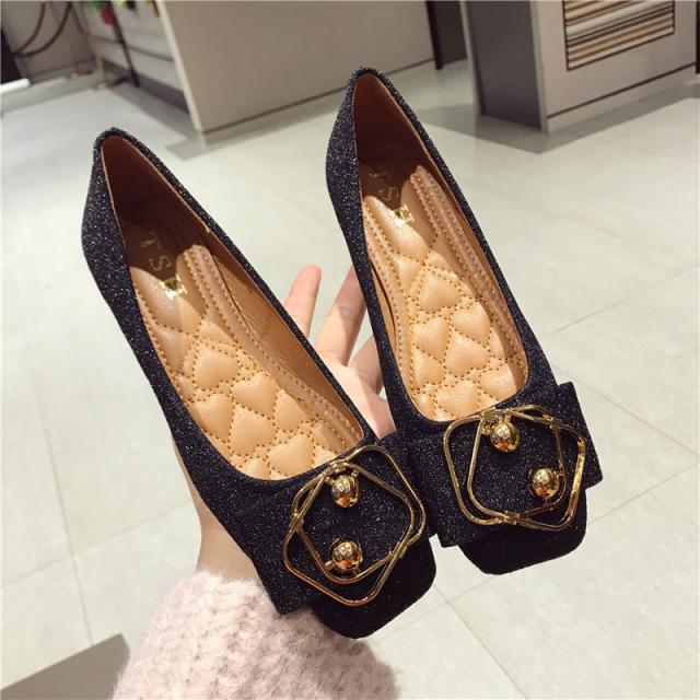 パンプス  レディース フラット シューズ ぺたんこ パンプス 通勤 フラット ぺたんこ ペタンコ かかと無し リボン 痛くない 歩きやすい 履きやすい キラキラ ラメ チャーム 送料無料 大人可愛い きれいめ シンプル カジュアル 個性的 の通販は