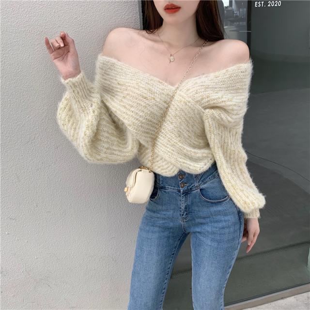 トップス レディース ニット セーター 送料無料 個性的 秋服 冬服 ショート 長袖 ボリューム袖 パフスリーブ Vネック オフショルダー カシュクール 襟なし デコルテきれい 華奢見え 2way 無地 ホワイト S M L XL きれいめ セクシー 女っぽ デート 女子会 20代の通販は 4,932円