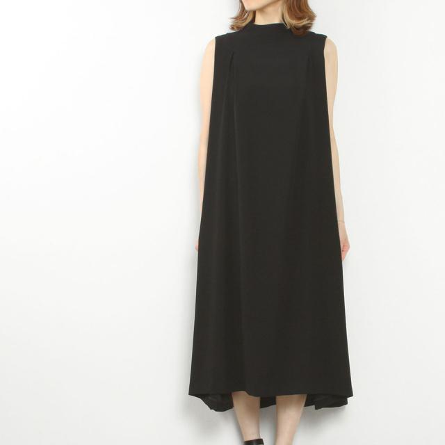 WHYTO. ホワイト フレアータックドレス WHT24HOP4051