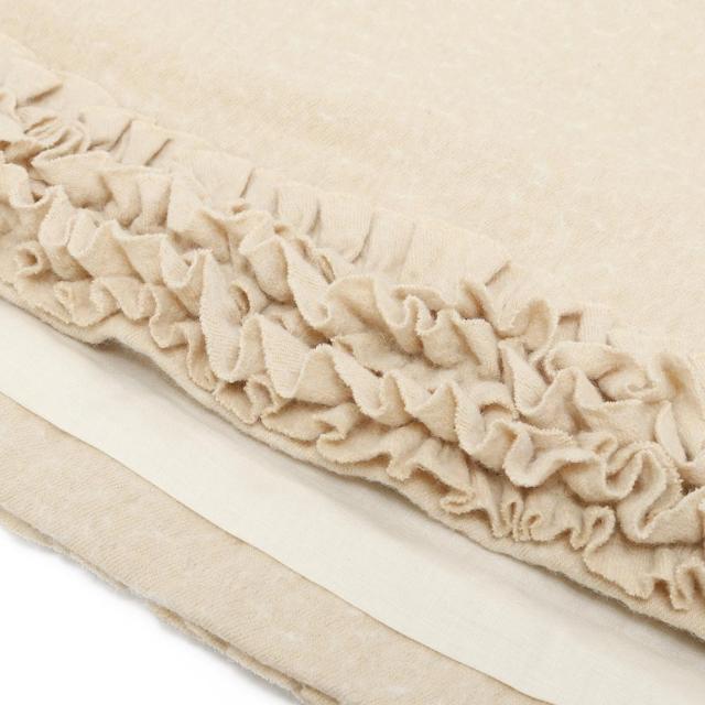 R&D.M.Co- アールアンドディーエムコー FRILL DECORATION BUTTON BIB