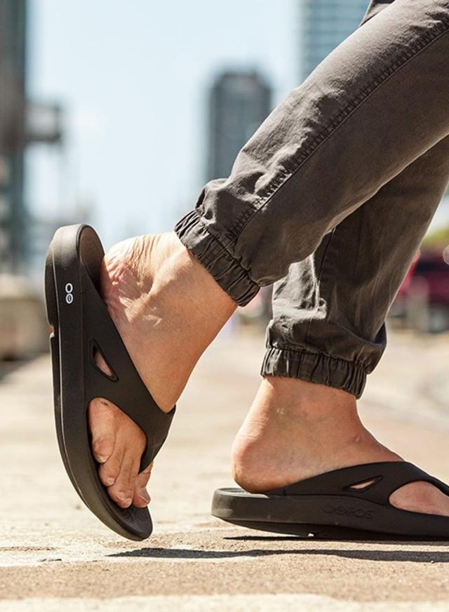 OOFOS ウーフォス メンズ レディース OOriginal ウー オリジナル Black