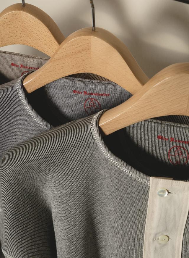 オールドホームステッダー Olde Homesteader Interknit Rib Henly Neck