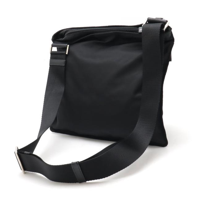 PRADA　ショルダーバッグ　マチなし PRADA ナイロン マチなし ショルダーバッグ ブラック 白タグ付