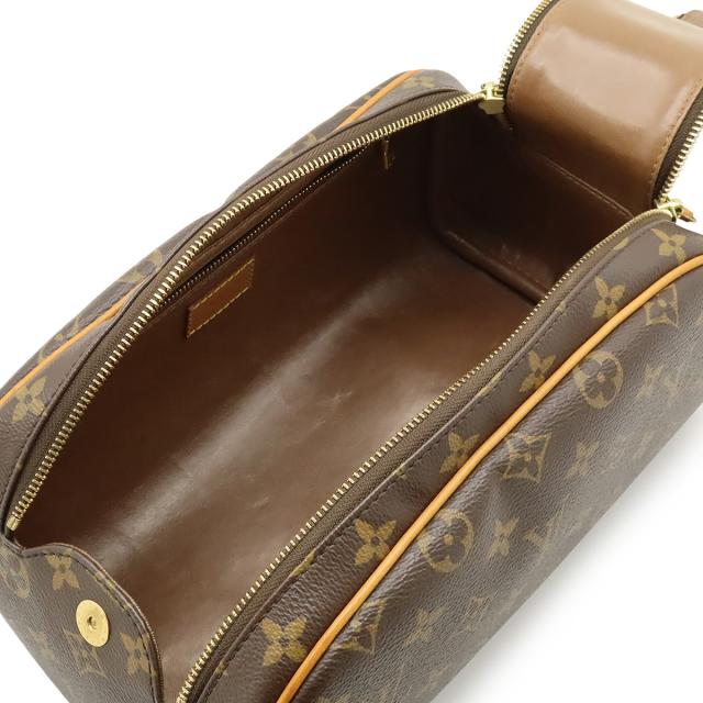 LOUIS VUITTON ルイ ヴィトン モノグラム  トゥルース トワネットボール キングサイズ 二つ目御徒面子 クラッチペダル御徒面子 車寄せ M47528