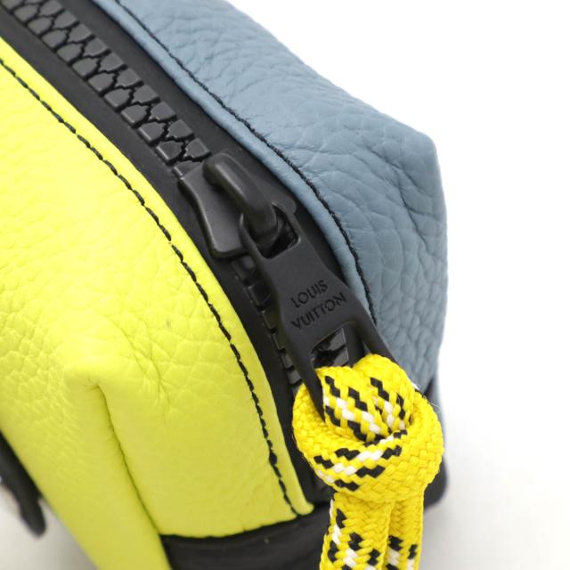 LOUIS VUITTON ルイ ヴィトン スクエアポーチ カラーブロックス 小物入れ キーホルダー バッグチャーム トリヨンレザー ブルーグレー M00739 LOUIS VUITTON ルイ ヴィトン スクエアポーチ カラーブロックス 小物