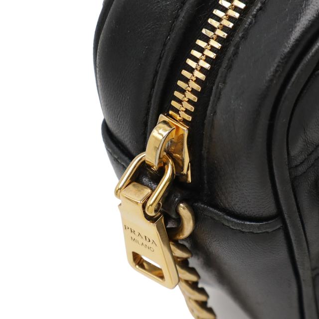 PRADA プラダ ナッパ ゴーフル ギャザー ショルダーバッグ ポシェット レザー NERO 黒 ブラック ゴールド金具 国内アウトレット購入品 1BH112