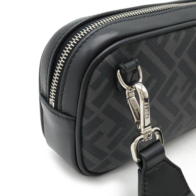 FENDI フェンディ ズッカ柄 カメラケース スモール ショルダーバッグ