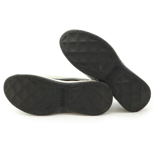 美品✨ CHANEL ココマーク マトラッセ ファブリック スニーカー 23cm 中古・古着通販】CHANEL (シャネル) ココマークファブリック