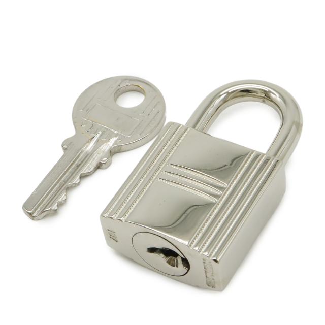 9F320/エルメス/カデナ/鍵/キー/パドロック/107番/バッグ付属品 HERMES（エルメス） 【美品】エルメス カデナ 鍵107番 バッグチャーム