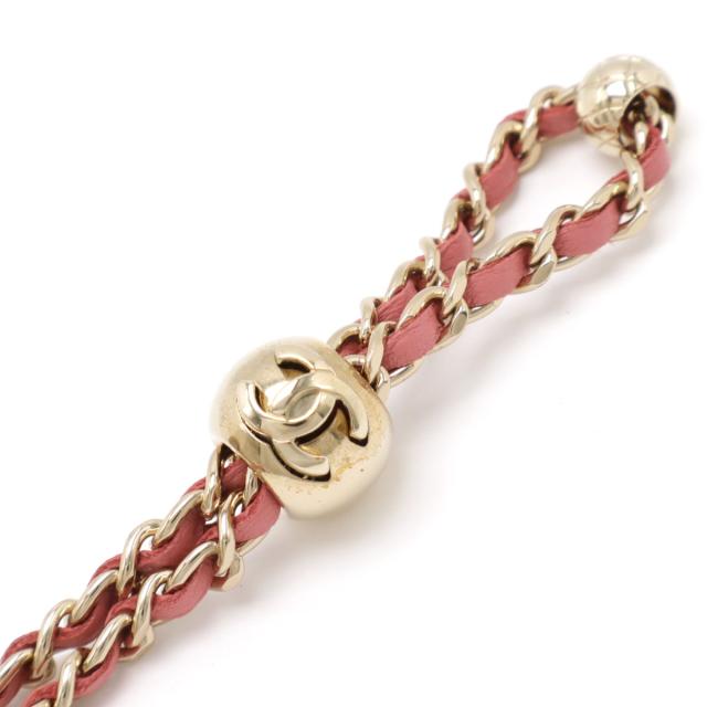 CHANEL - CHANEL シャネル マトラッセ iPhone14pro ケース ココマーク 携帯ケース スマホケース チェーンショルダー レザー ピンク AP3553 CHANEL シャネル マトラッセ iPhone14pro ケース ココマーク