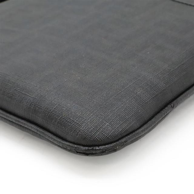 FENDI フェンディ ズッカ柄 ショルダーバッグ ポシェット 斜め掛け