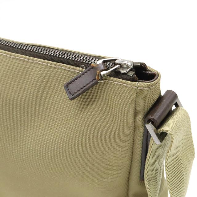 GUCCI グッチ ショルダーバッグ メッセンジャーバッグ 斜め掛け