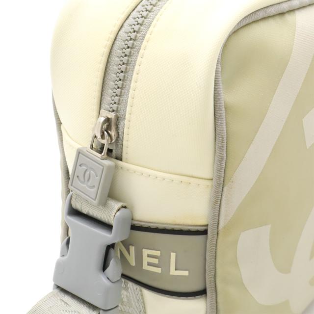 CHANEL シャネル スポーツライン ココマーク ショルダーバッグ ポシェット 斜め掛け ナイロンキャンバス アイボリー グレー CHANEL シャネル スポーツライン ココマーク ショルダーバッグ