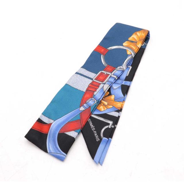 HERMES エルメス TWELL ツイリー ツイル トゥイリー スカーフ Les Nouveaux Amoureux de Paris 新パリの恋人たち シルク100% ピンク HERMES エルメス TWELL ツイリー ツイル トゥイリー