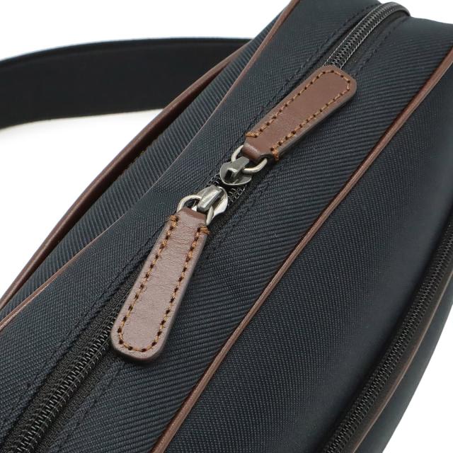 HUNTING WORLD ハンティング ワールド ショルダーバッグ 斜め掛け