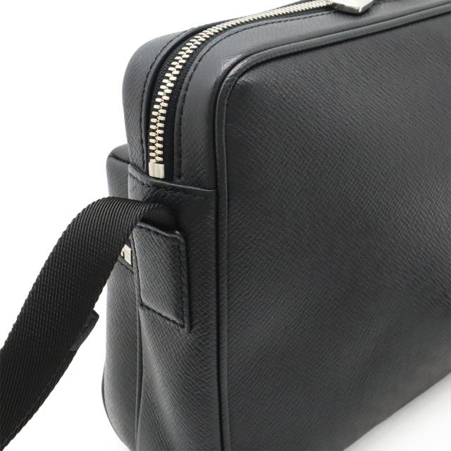 LOUIS VUITTON ルイ ヴィトン タイガ アウトドア メッセンジャーPM