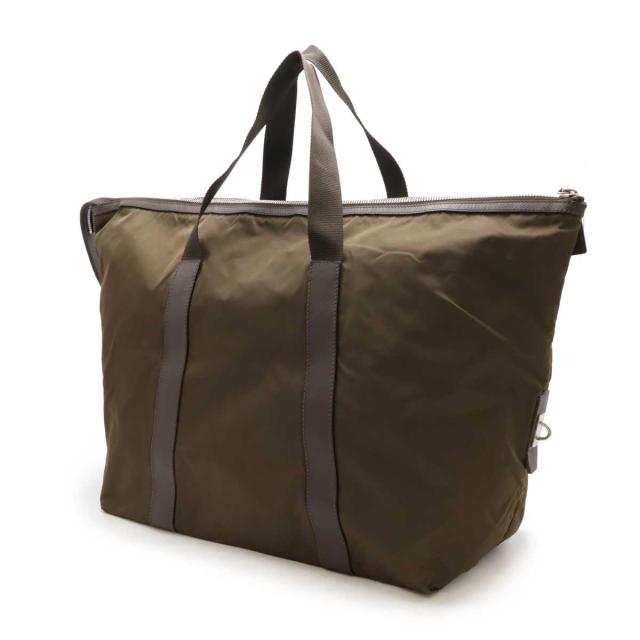 プラダ　ボストンバッグ　ブラウンカーキ　ナイロン　大容量　ストラップ　鍵付 プラダ ボストンバッグ ブラウンカーキ ナイロン 大容量 ストラップ 鍵