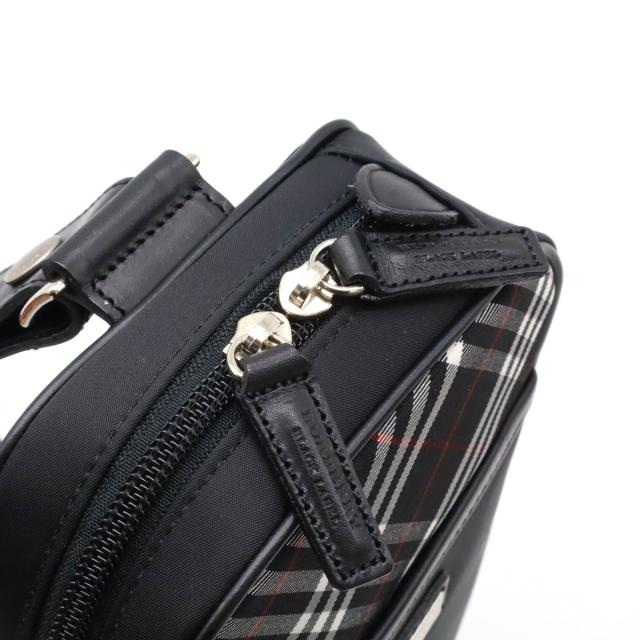 ボディバッグ 黒 チェック柄　バーバリー　ブラックレーベル BURBERRY BLACK LABEL 新品同様 バーバリーブラックレーベル