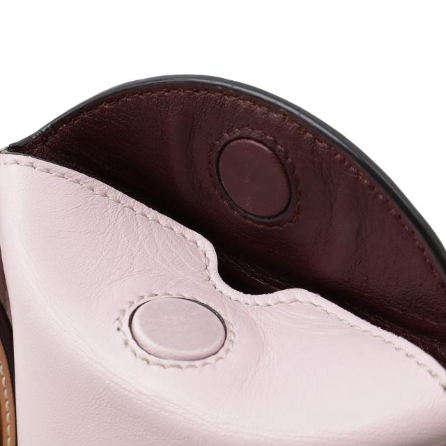 LOEWE ロエベ アナグラム ゲートポケット ショルダーバッグ ショルダーポーチ ポシェット ソフトカーフ レザー ライトピンク オレンジ 109.30BZ42