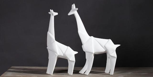 お取り寄せ 置物 キリン 折り紙風 アニマル シンプル スタイリッシュ 親子セット の通販はau Pay マーケット ノイシュタット
