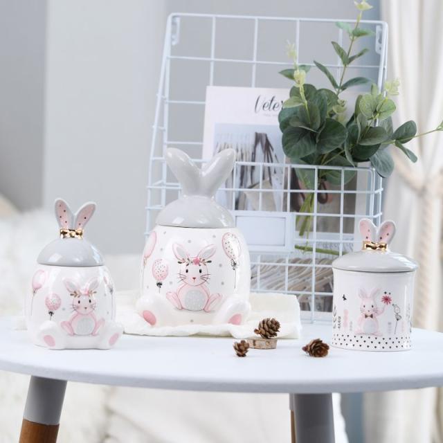 お取り寄せ 小物入れ 置物 ピンク色のウサギさん 耳付きの蓋 陶器製 Aタイプ の通販はau Pay マーケット ノイシュタット