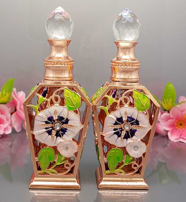 香水瓶 パフュームボトル 花の透かしデザイン レトロ ガラス製 ピンクゴールド の通販はau Pay マーケット ノイシュタット