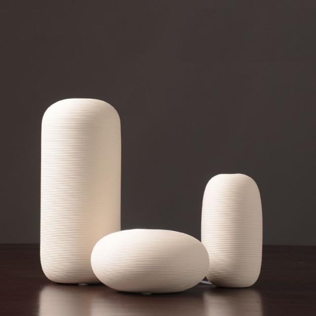 フラワーベース 花瓶 白 横縞模様 和モダン シンプル 陶磁器製 d3個セット の通販はau Pay マーケット ノイシュタット