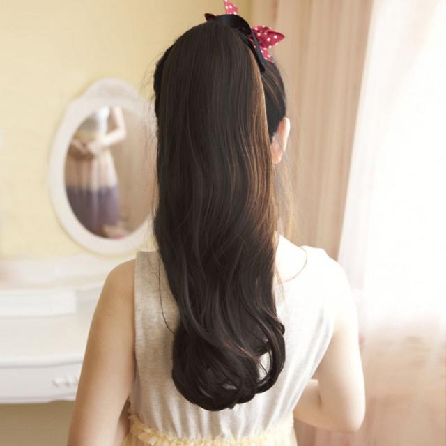 ウィッグ ポニーテール ふんわり ロング ナチュラルブラック の通販はau Pay マーケット ノイシュタット