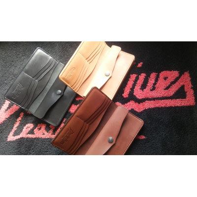 長く長く使い続けられるものを・・にこだわって手作り・手縫いを貫く　ＬＥＡＴＨＥＲ　ＰＬＡＩＮ　ＬＯＮＧ　ＷＡＬＬＥＴ 送料無料