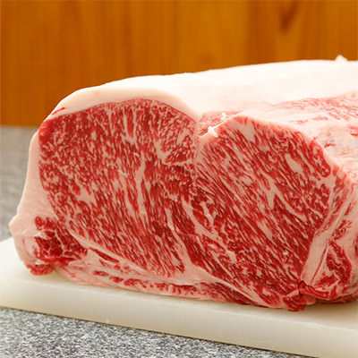 お取り寄せ 黒毛和牛 ステーキ 1kg 店主こだわり 有限会社新谷精肉店 高知県の通販は
