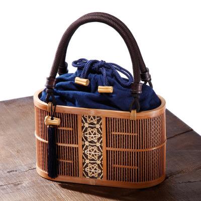 送料無料 駿河竹千筋細工 受け継がれる繊細な技 〈 葵 〉小・手提げ籠 ｜ 静岡竹工芸協同組合・静岡県