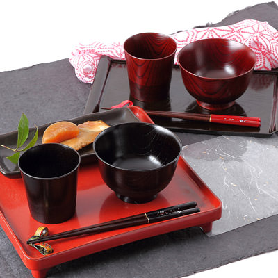 人気 詰め合わせ 送料無料 贈り物 伝統の技術を惜しげもなく込めた逸品 「伝」山中塗 カップ&汁椀ペアセットの通販は 27,500円