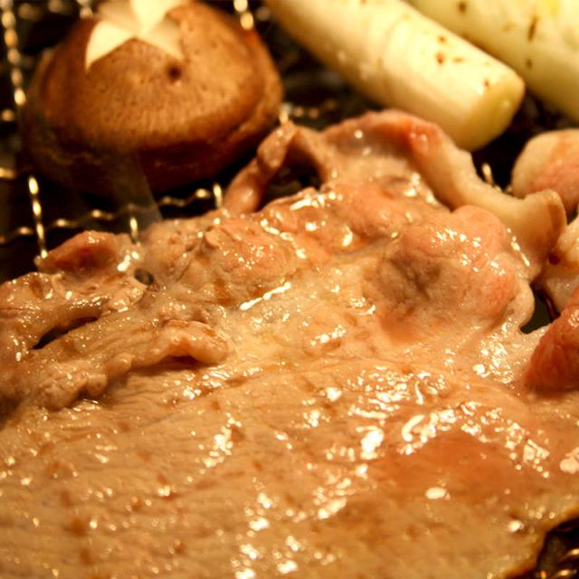 グルメ お取り寄せ 黒豚 鹿児島県産 焼肉 800g 厚ヶ瀬 政美 鹿児島県 7,471円