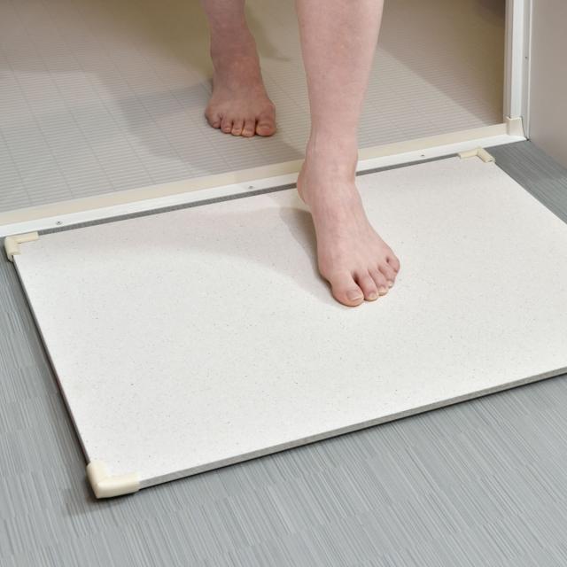 バスマット Lサイズ お風呂マット バス用品 足拭きマット 吸水 速乾 敷物【沖縄県・離島 配送不可】