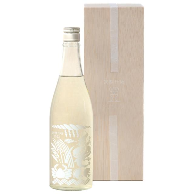 純米大吟醸酒 YUTAKA WHITE BOTTLE ギフト 日本酒 木箱入り 清酒 四合瓶 アルコール飲料