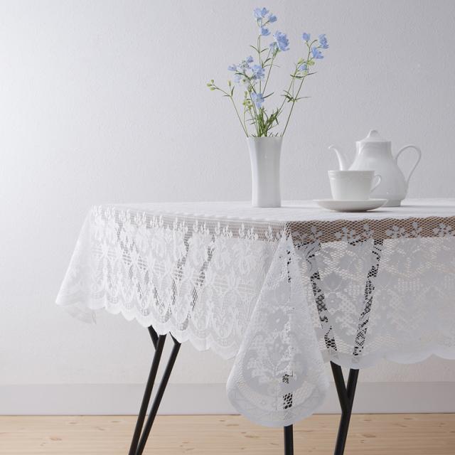 テーブルクロス　ジャガード　上品 上品なジャガード柄は来客用にも最適。 撥水加工 6人掛け