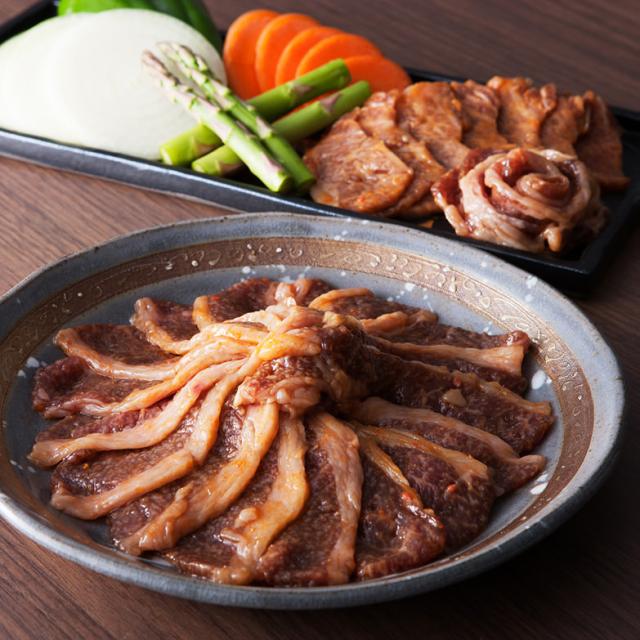 貨物輸送無料 肉 カルビ お取り寄せ牛 味付け カルビ 焼肉 佐賀牛 500g 隠し事のタレ 三栄 三栄の商株式会社