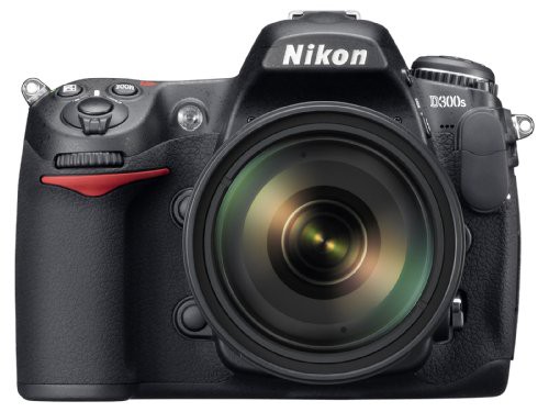 Nikon デジタル一眼レフカメラ D300S AF-S DX 18-200 VRIIレンズキット D30(中古品)