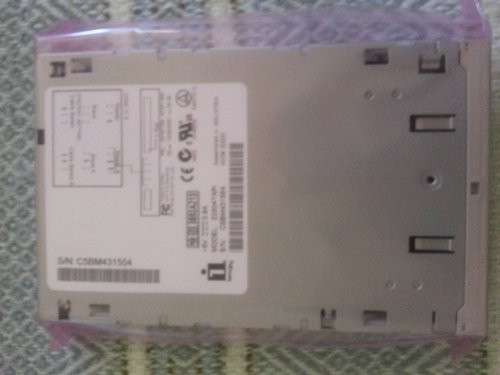 Iomega Zipドライブ、P/N 30167700?atapi-250(中古品)の通販は
