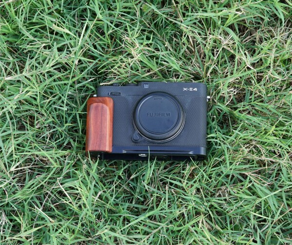 WEPOTO Fujifilm X-E4用ハンドグリップノーブルウッド+メタル (GP-XE4-R)_6