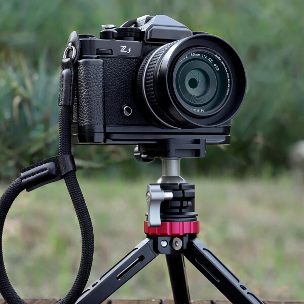 Haoge HG-ZFB カメラホルダー ハンドグリップ Nikon ZFカメラ用 L字型グリップ Arca Swiss Kirk RRS Benroクイックリリースプレートブラケットに適合_2