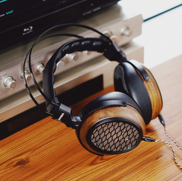 動作確認のみ】平面磁界駆動 ヘッドホン SIVGA P-Ⅱ HiFiGOレビュー