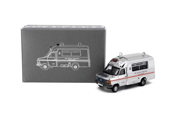 Tiny City 電気メッキ 合金ミニカー 1980's 緊急車両セット_2