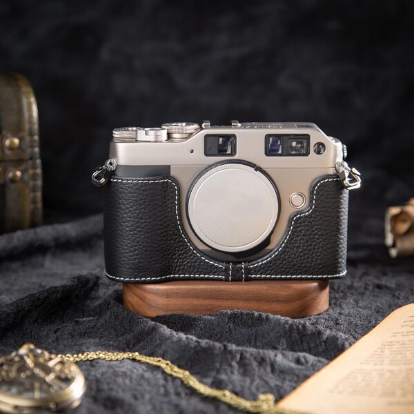 CONTAX G1 専用 手作り本革製 ハーフタイプ カメラプロテクトケース カメラ保護カバー適用Contax G1 コンパクト設計 三脚取り付け可能 キズ・摩耗防止 (Black-white line)_2